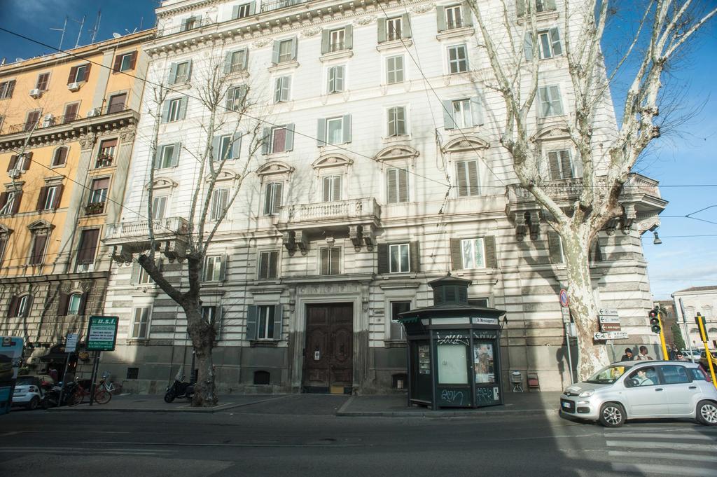 Crossing Roma 1酒店 外观 照片